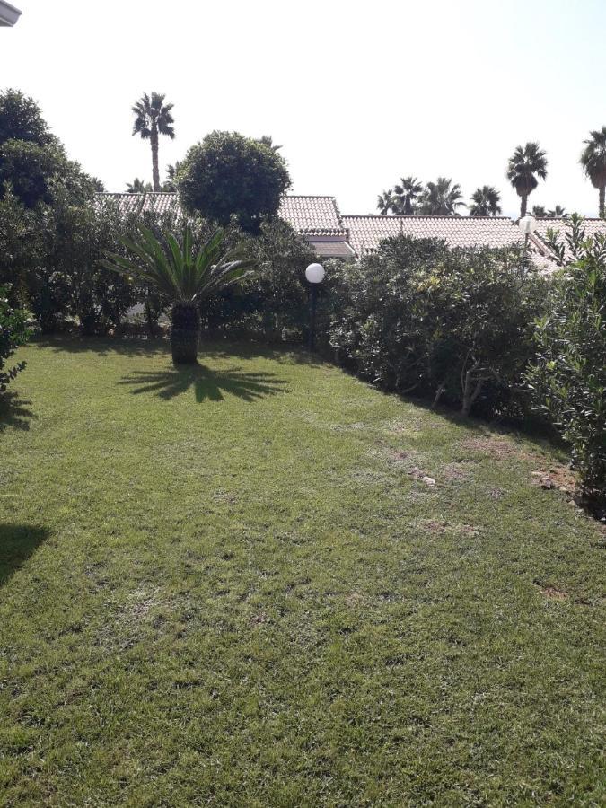 L'Oasi Di Athena Villa Рагуза Екстериор снимка