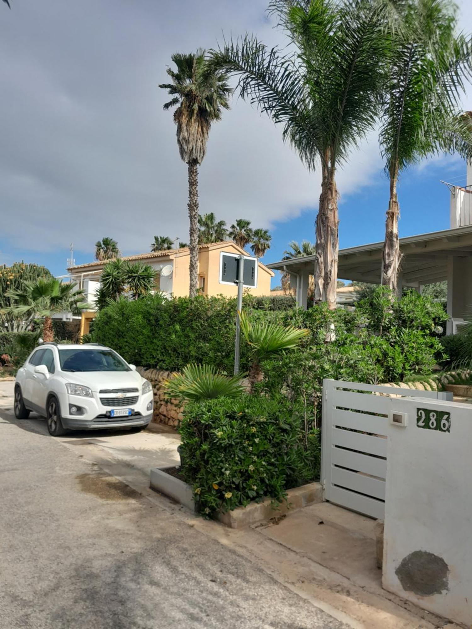 L'Oasi Di Athena Villa Рагуза Екстериор снимка